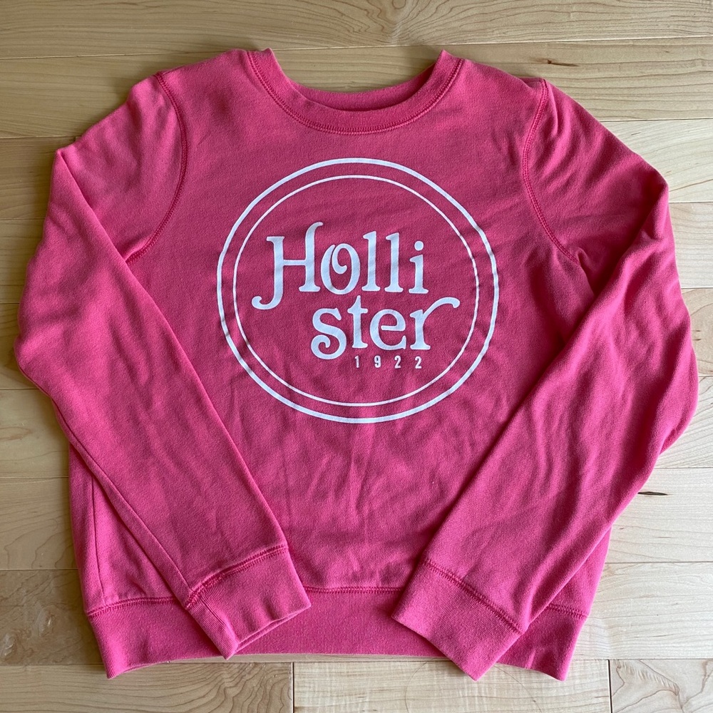 Hollister Sweatshirt (very soft)